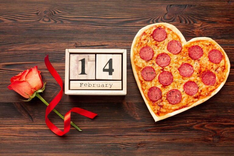 Валентины баярын зууш: Хэрхэн зүрхэн пицца хийх вэ?